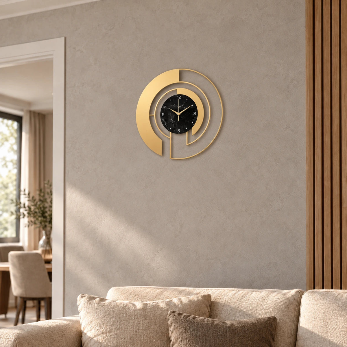 Horloge métal et acrylique — largeur 45 cm — proportions corrigées