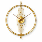 Horloge murale design dorée — 80 cm — vue studio