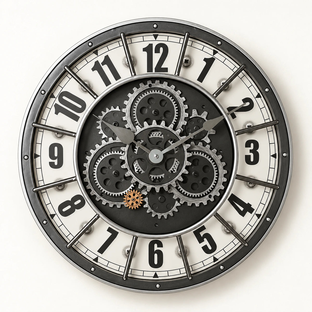 Horloge murale industrielle à décor engrenages — D — vue studio